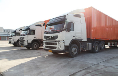 百斯威快递 专业货物运输代理服务解析